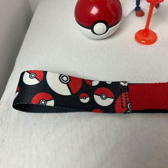 Lot of Pokemon Toys Figurines Balls Nintendo Mewtwo Scorbunny Cinderace Smoliv - Picture 6 of 8